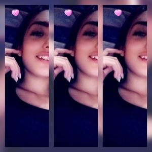 Meet your Posher, Daniela